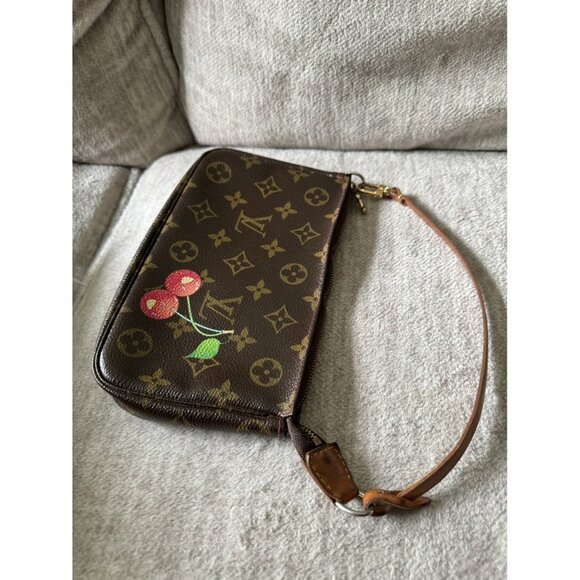 Louis Vuitton Cherry Pochette - Picture 5 of 9